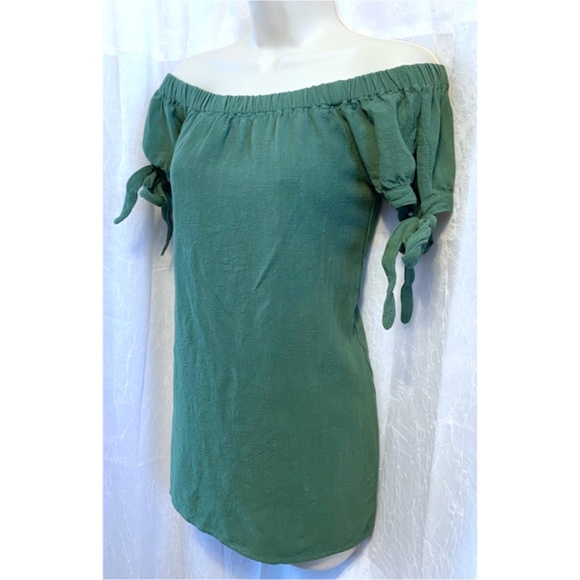 Lulus Green Off Shoulder Tie Top sz: S - Picture 5 of 8